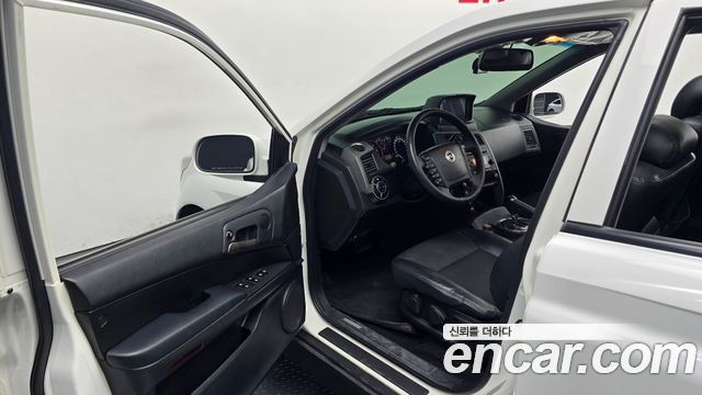 KG Mobility KORANDO 2012 — photo 17