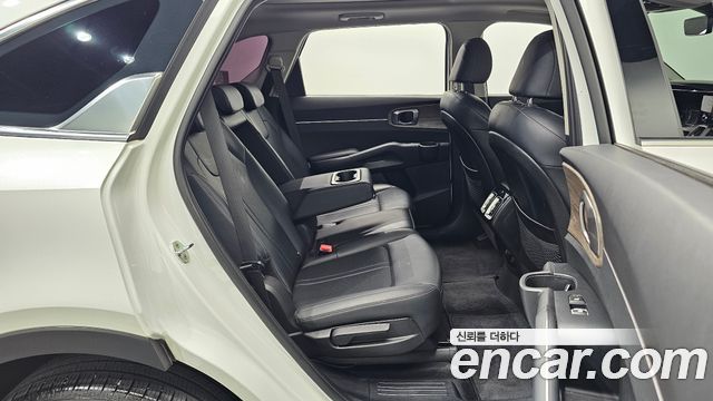 Kia Sorento 2021 — photo 17