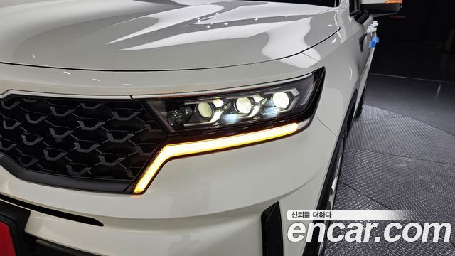 Kia Sorento 2021 — photo 8