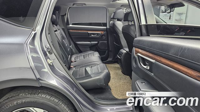 Honda CR-V 2019 — photo 12