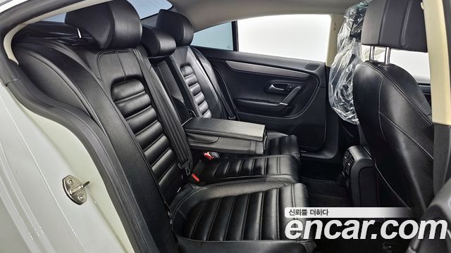 Volkswagen CC 2016 — photo 12