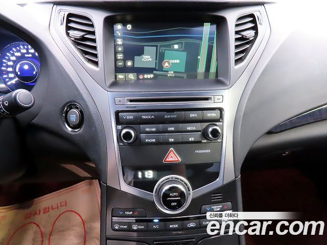 Hyundai Grandeur 2016 — photo 11