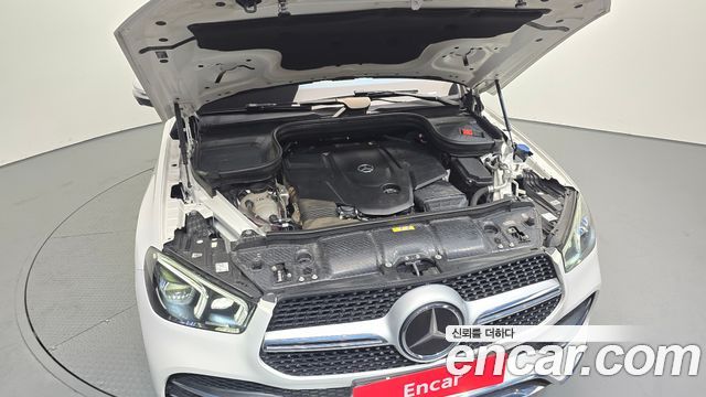 Mercedes-Benz GLE-Class 2023 — photo 6