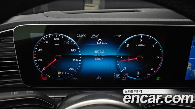 Mercedes-Benz GLE-Class 2023 — photo 11