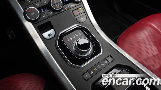 Land Rover Range Rover Evoque 2016 — photo 9