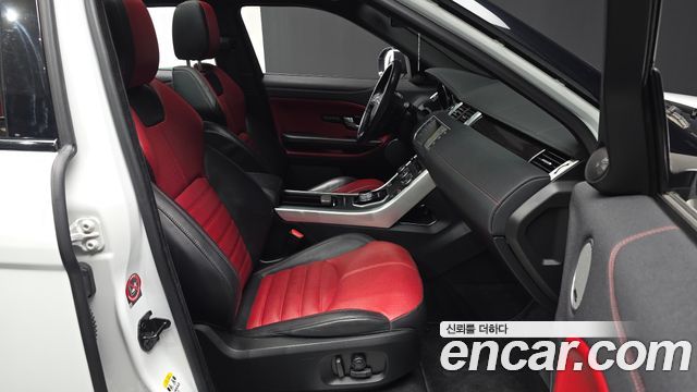 Land Rover Range Rover Evoque 2016 — photo 12