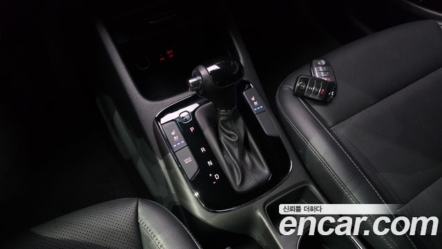 Kia K3 2016 — photo 12