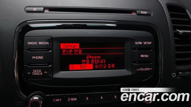 Kia K3 2016 — photo 21