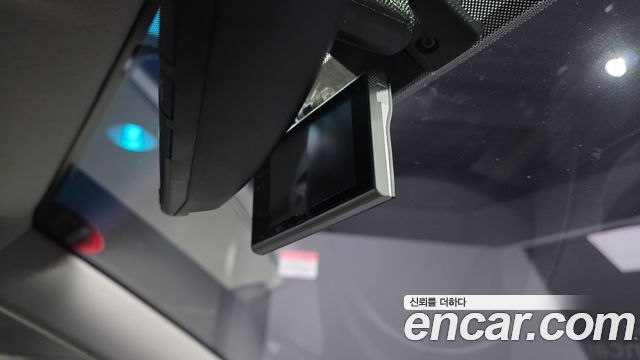 Kia K3 2016 — photo 28