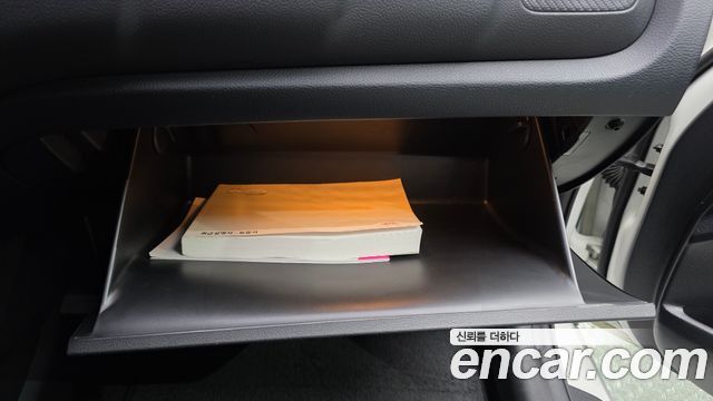 Kia K3 2016 — photo 30