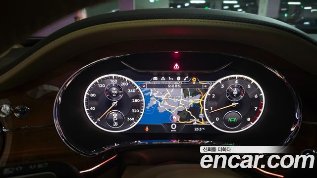 Bentley Flying Spur 2022 — photo 11