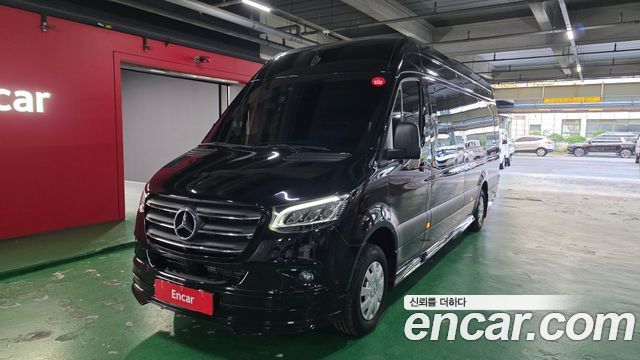Mercedes-Benz Sprinter 2022 — photo 1