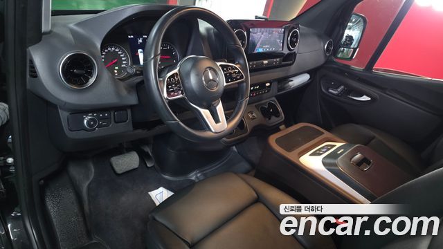Mercedes-Benz Sprinter 2022 — photo 7