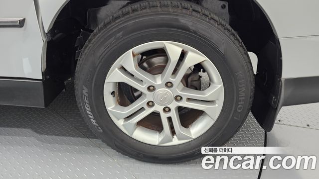 KG Mobility KORANDO 2012 — photo 7