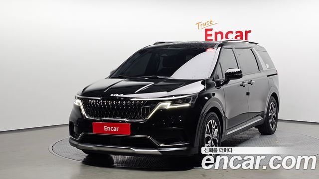 Kia Canival 2022 — photo 1
