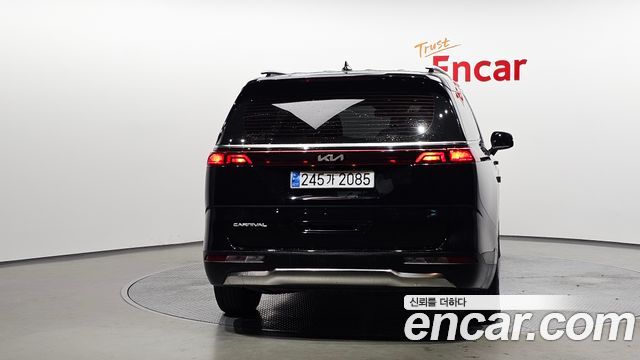 Kia Canival 2022 — photo 4