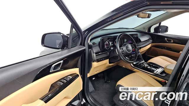Kia Canival 2022 — photo 10