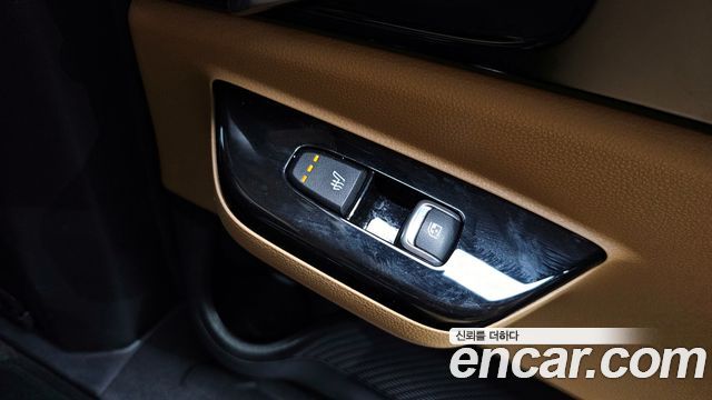 Kia Canival 2022 — photo 21