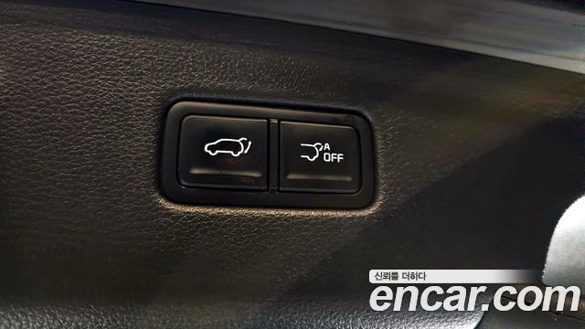 Kia Canival 2022 — photo 22