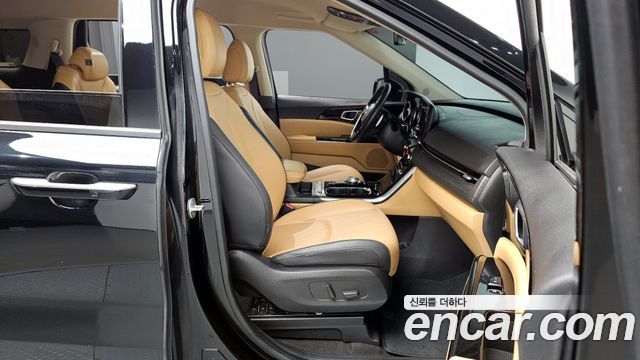 Kia Canival 2022 — photo 12