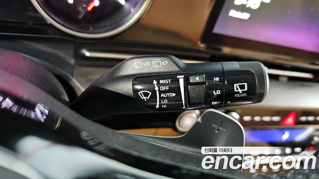 Kia Canival 2022 — photo 24