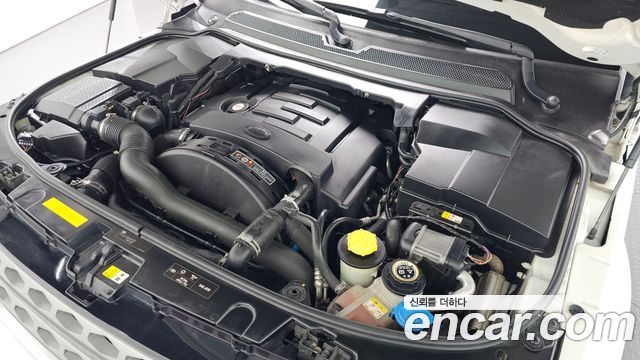 Land Rover Discovery 2016 — photo 6