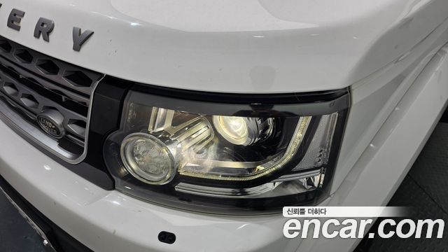 Land Rover Discovery 2016 — photo 8