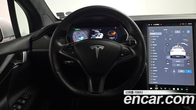 Tesla Model X 2018 — photo 19