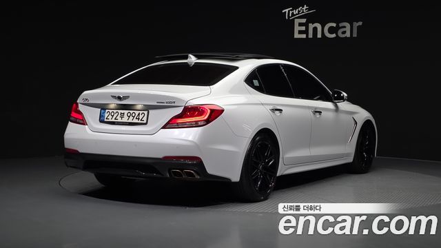 Genesis G70 2019 — photo 2