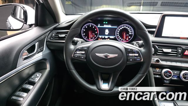 Genesis G70 2019 — photo 13