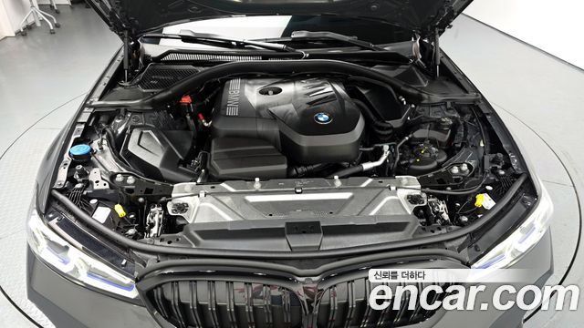 BMW 3-Series 2025 — photo 6