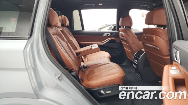 BMW X7 2024 — photo 17