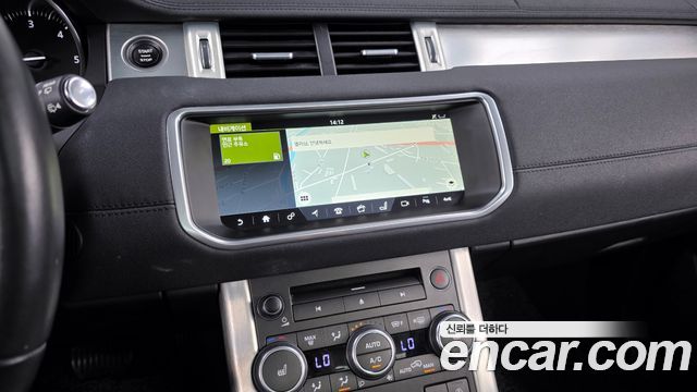 Land Rover Range Rover Evoque 2018 — photo 19