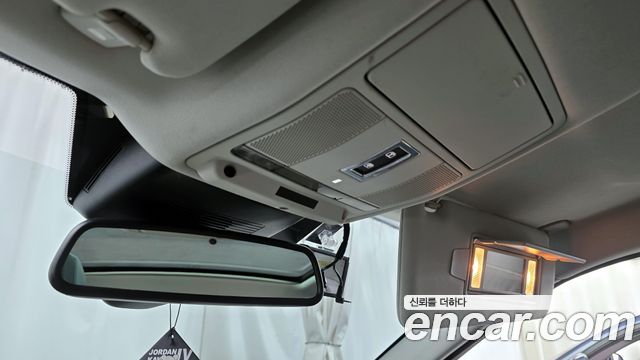 Land Rover Range Rover Evoque 2018 — photo 23