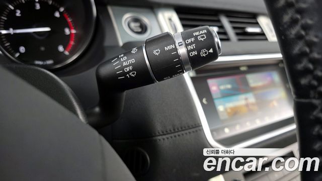 Land Rover Range Rover Evoque 2018 — photo 24