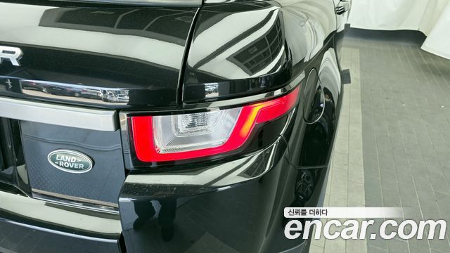Land Rover Range Rover Evoque 2018 — photo 9