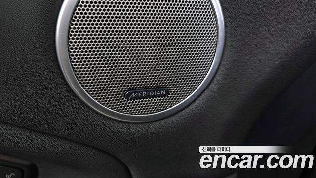 Land Rover Range Rover Evoque 2018 — photo 29