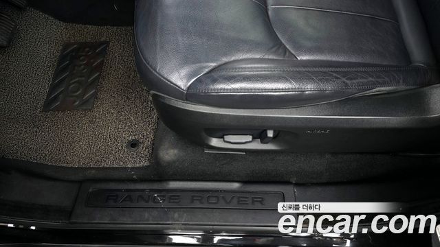 Land Rover Range Rover Evoque 2018 — photo 31