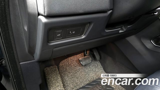 Land Rover Range Rover Evoque 2018 — photo 32