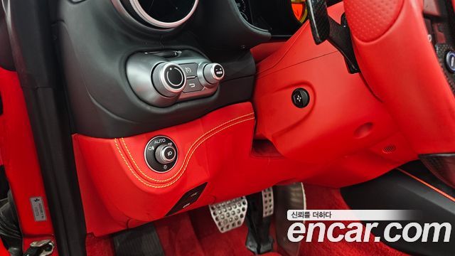 Ferrari Portofino 2020 — photo 25