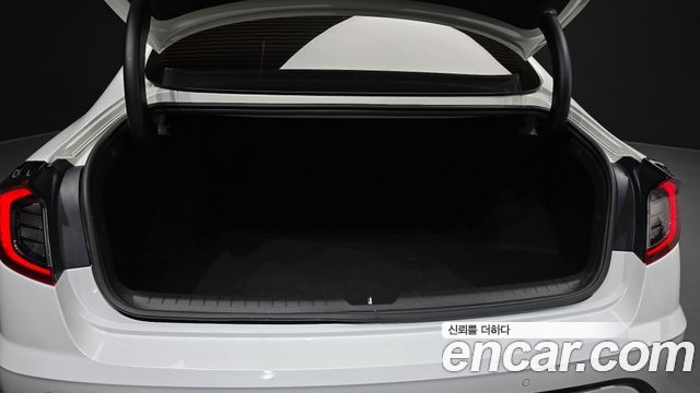 Hyundai Sonata 2021 — photo 32