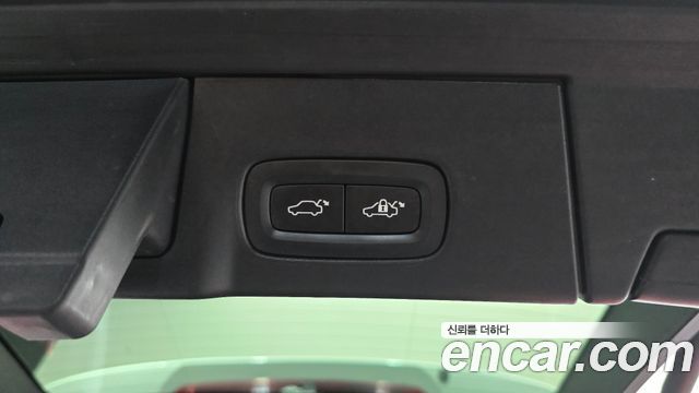 Volvo V90 2017 — photo 20
