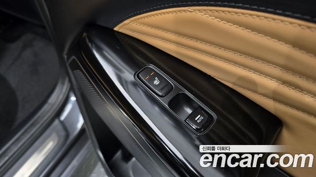 Kia K7 2020 — photo 18