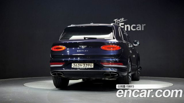 Bentley Bentayga 2022 — photo 4