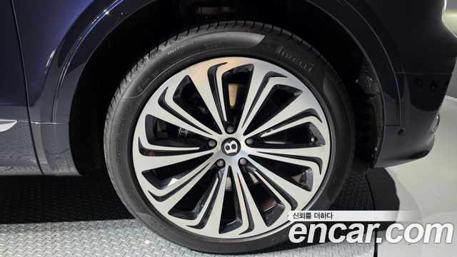 Bentley Bentayga 2022 — photo 5