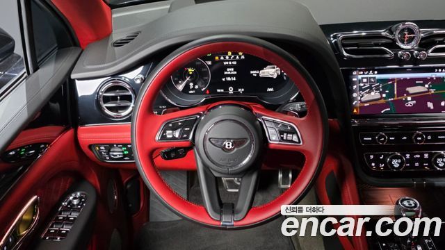 Bentley Bentayga 2022 — photo 13