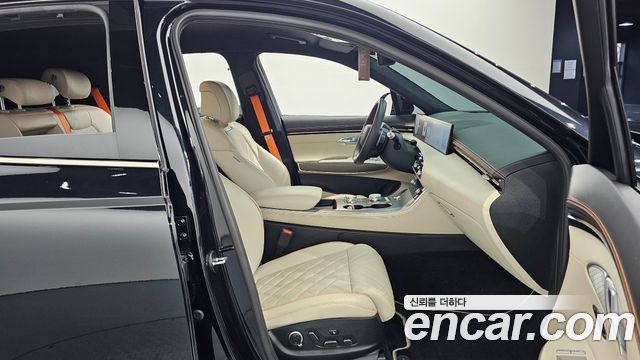 Genesis GV70 2025 — photo 17