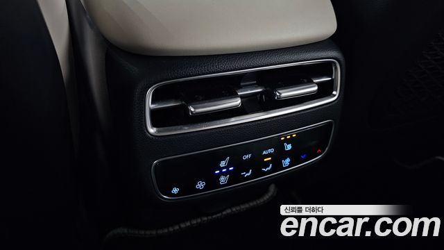 Genesis GV70 2025 — photo 24