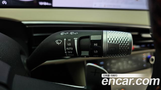 Genesis GV70 2025 — photo 29
