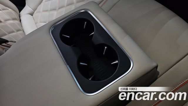 Genesis GV70 2025 — photo 33